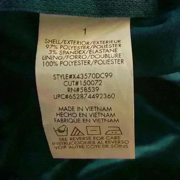 Velvet Dress - Picture 4 of 5